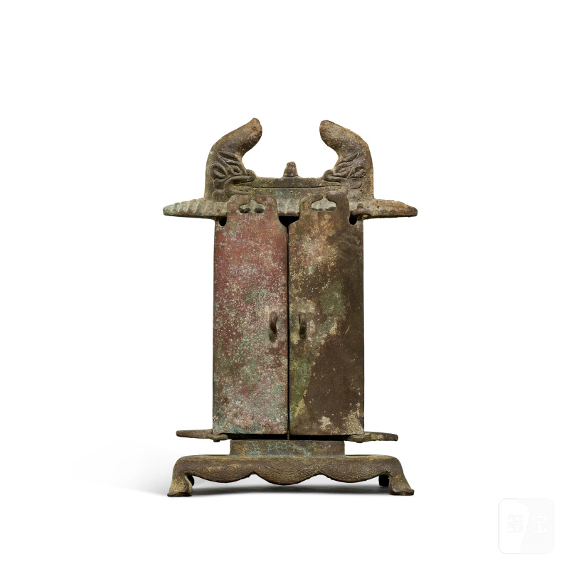 A bronze Buddhist niche, Liao dynasty | 遼 青銅一佛二天王龕 - 图2